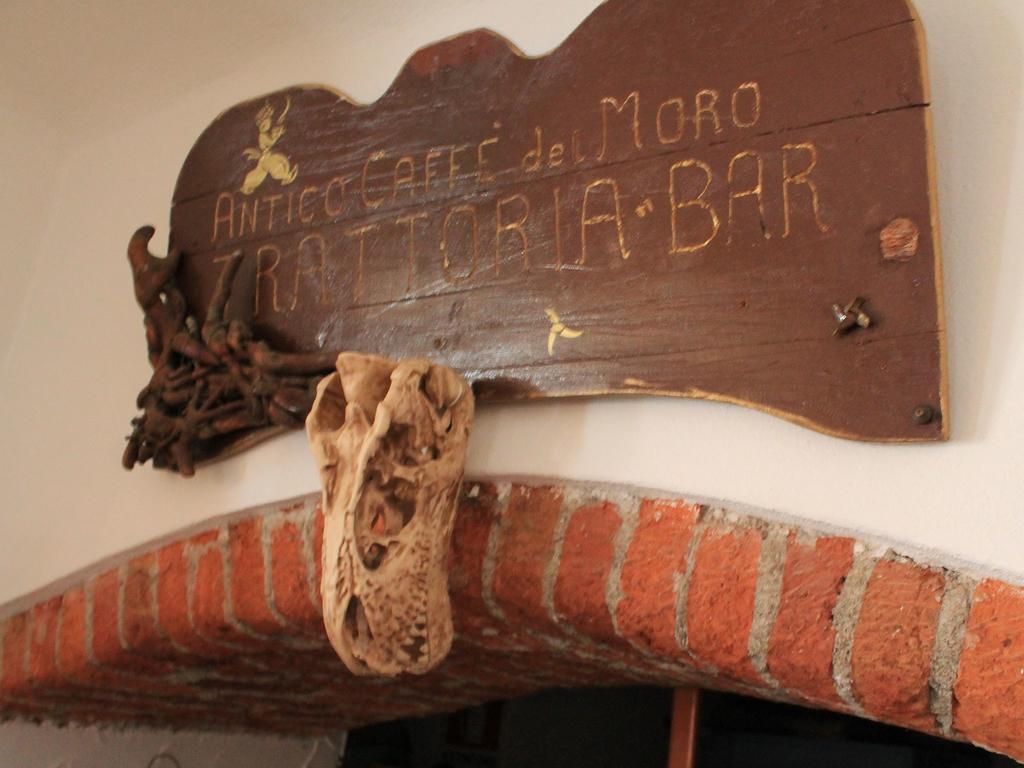 Antico Caffe' Del Moro Hotel Бонасола Екстериор снимка